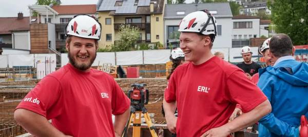Die beiden Schweizer Maurer-Azubis Marc Jappert und Joshua Odermatt hatten sic …