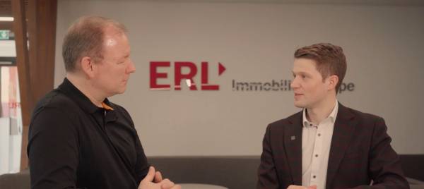 Steuerberater Jonas Seitz (r.) klärt im Interview über die Risiken der Abschre …