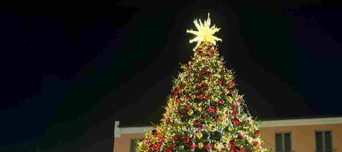 Feierliche ERLeuchtung des Christbaums am Oberen Stadtplatz