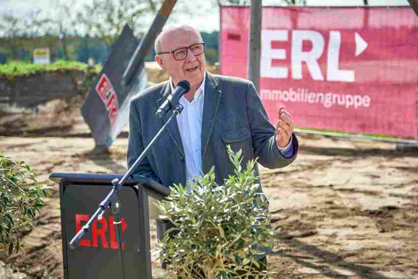 Kelheims Landrat Martin Neumeyer betonte die Bedeutung von seniorengerechtem ...