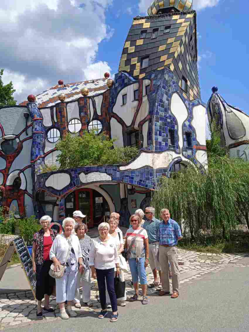 Auf nach Abensberg! Das Kunsthaus und der Hundertwasserturm waren bereits Ausflugziele. Auf nach Abensberg! Das Kunsthaus und der Hundertwasserturm waren bereits Au ...