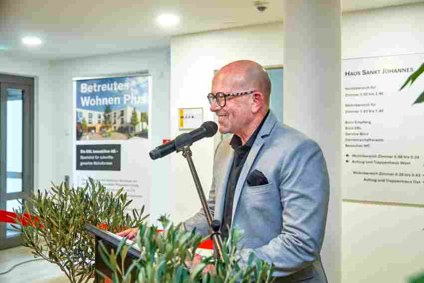 Hubertus Seidler, Geschäftsführer von ERL Pflege, sprach von einem bedeutenden Tag für die ERL Immobiliengruppe und Postbauer-Heng. Hubertus Seidler, Geschäftsführer von ERL Pflege, sprach von einem bedeutend ...